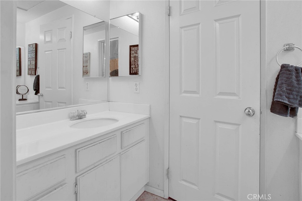 11522 Via Monte Property Photo 34