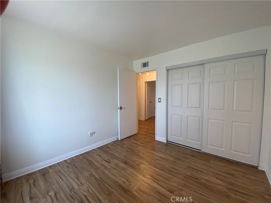 890 W Bohnert Avenue Property Photo 14