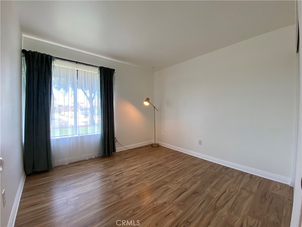 890 W Bohnert Avenue Property Photo 15