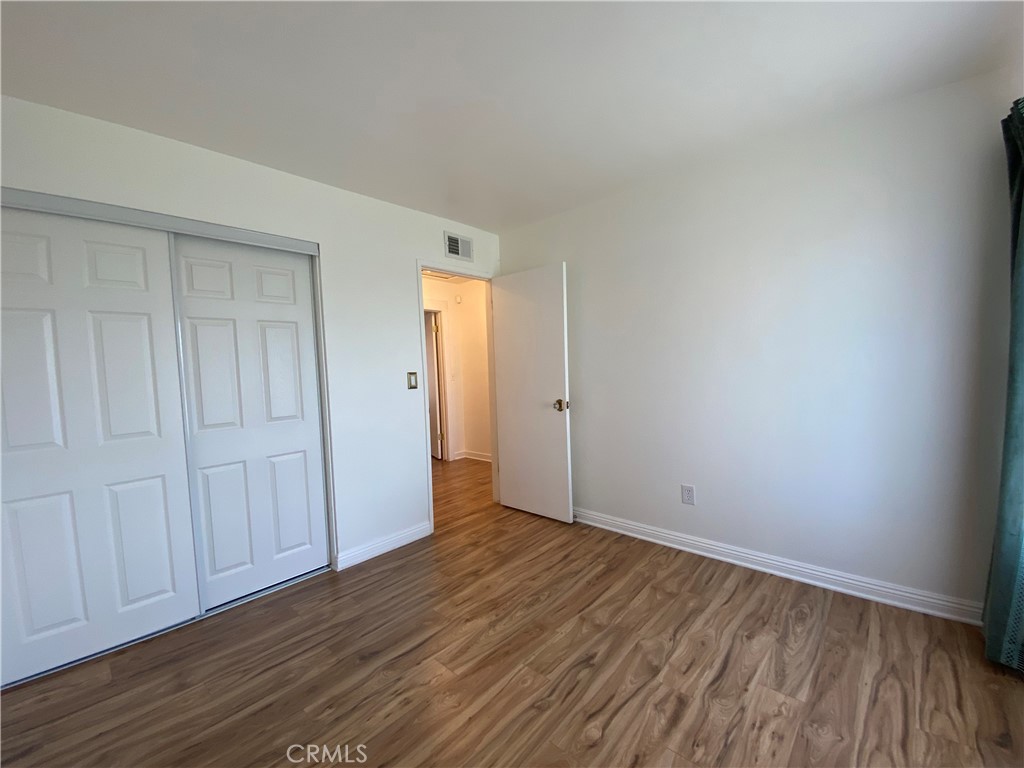 890 W Bohnert Avenue Property Photo 16