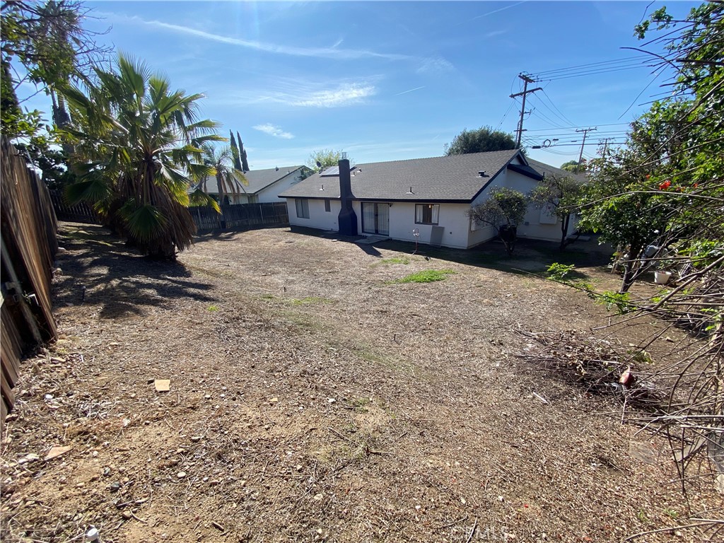 890 W Bohnert Avenue Property Photo 23