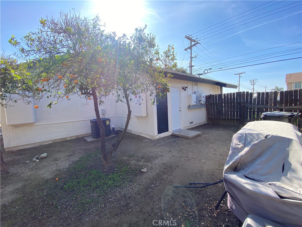 890 W Bohnert Avenue Property Photo 24