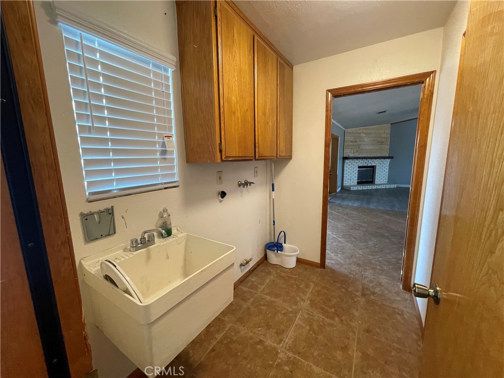 17747 Linden Street Property Photo 23