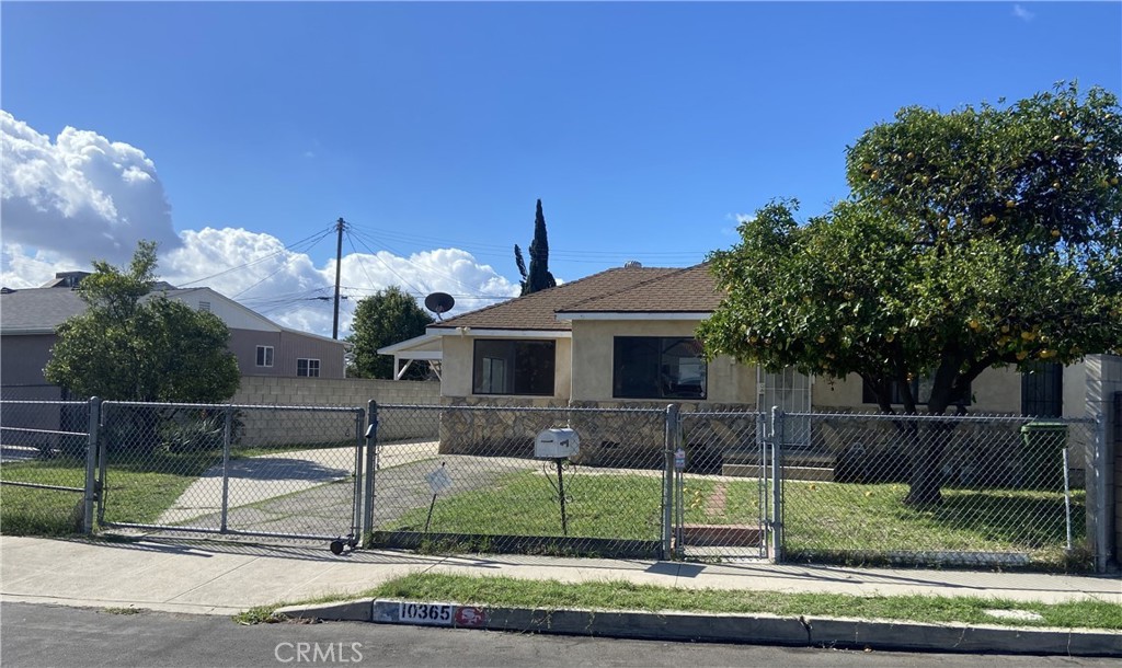 10365 Patrick Avenue Property Photo