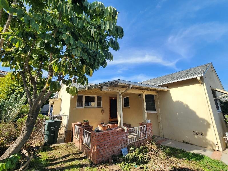 2517 Daroca Avenue Property Photo