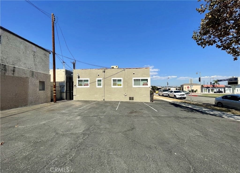 1401 W Whittier Boulevard Property Photo 17