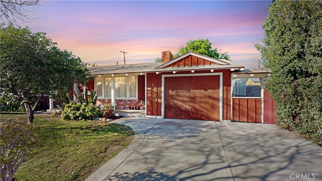 439 Stanford Drive Property Photo