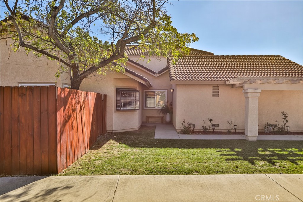 11747 Burl Drive Property Photo 4