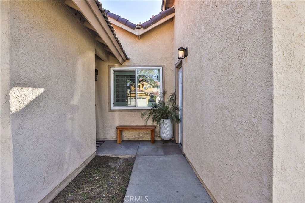 11747 Burl Drive Property Photo 6