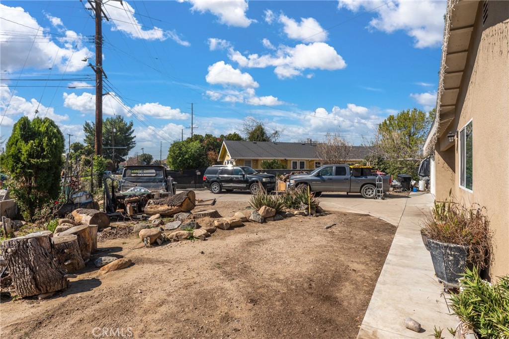 6685 Del Rosa Avenue Property Photo 2