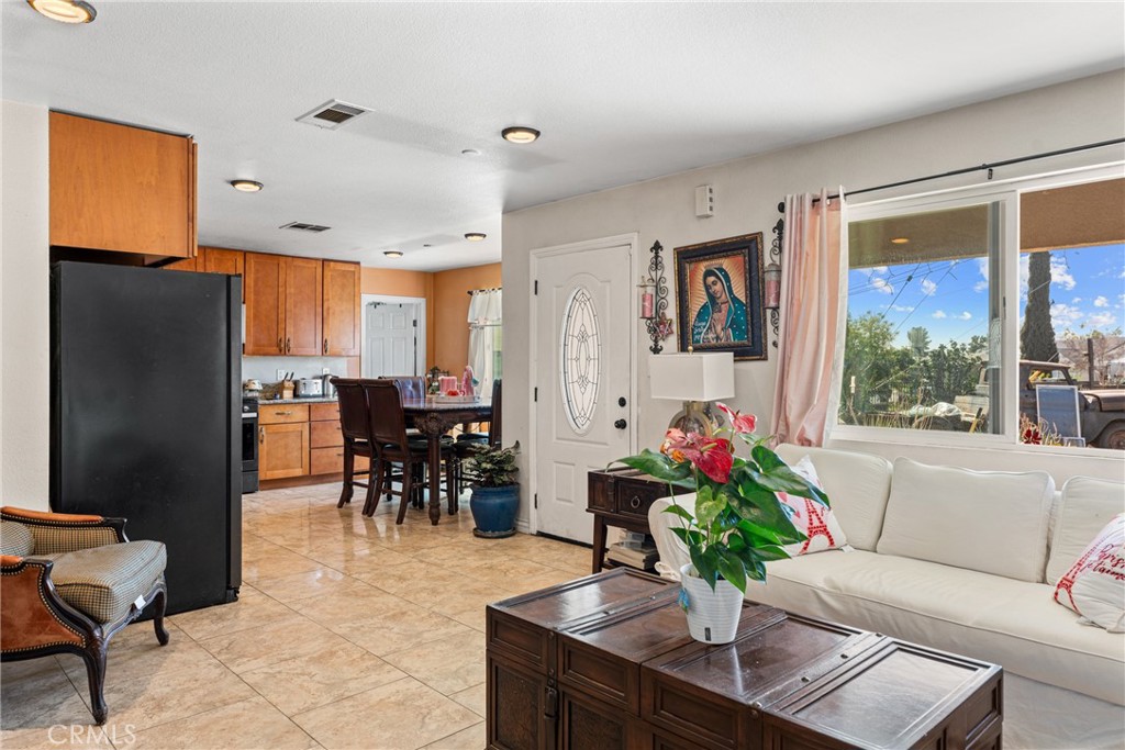 6685 Del Rosa Avenue Property Photo 3
