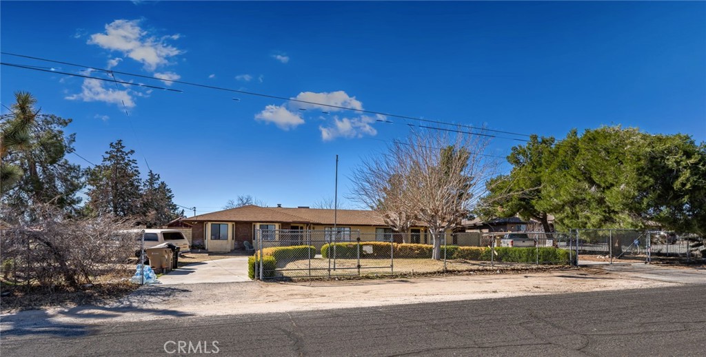 16039 Muscatel Street Property Photo 3