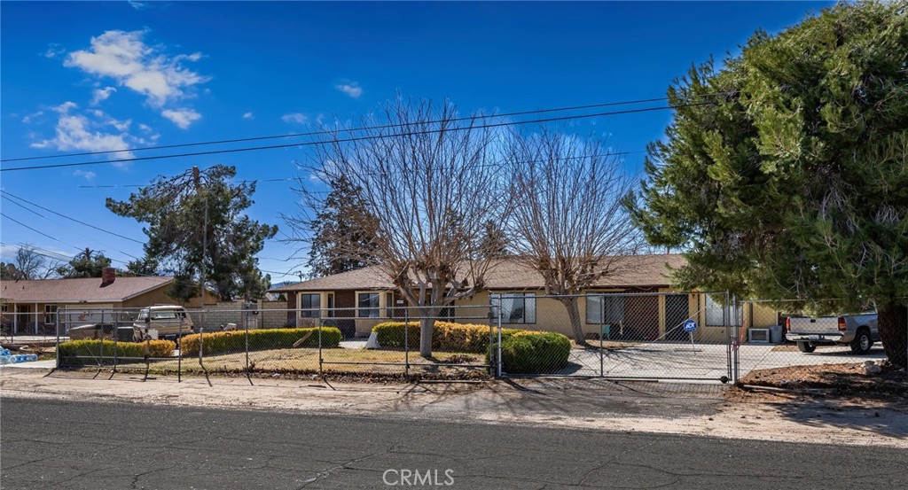 16039 Muscatel Street Property Photo 5