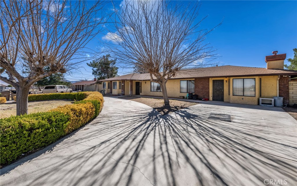 16039 Muscatel Street Property Photo 7
