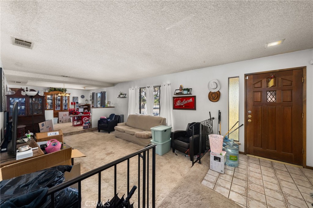 16039 Muscatel Street Property Photo 8