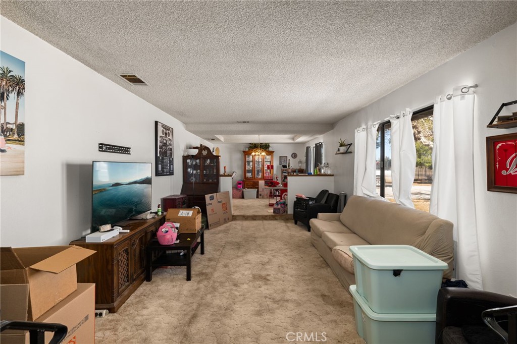16039 Muscatel Street Property Photo 10