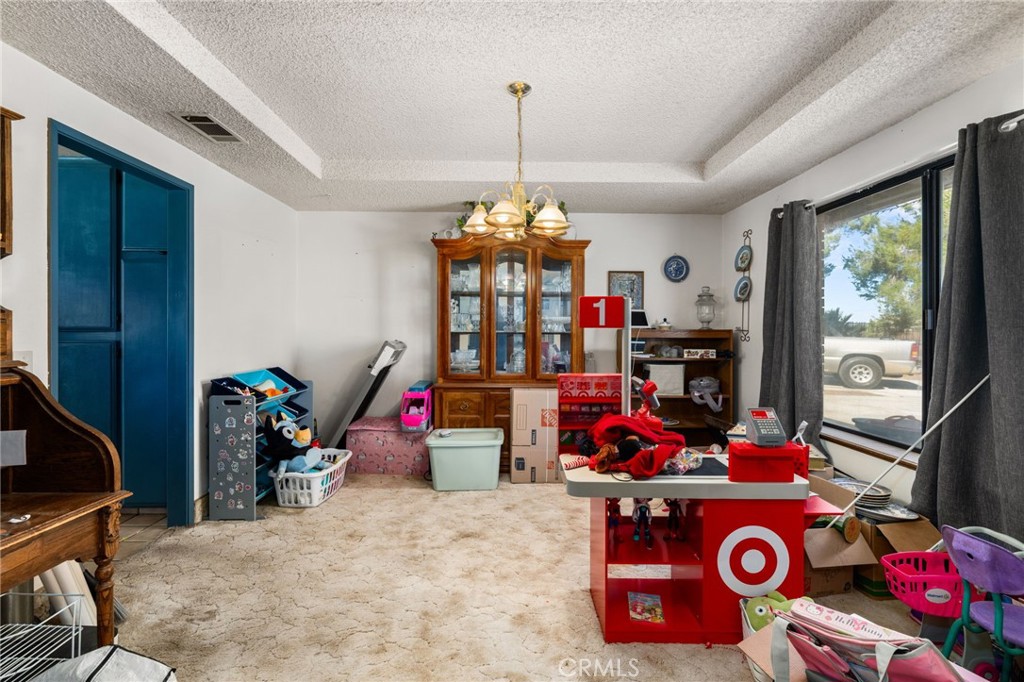 16039 Muscatel Street Property Photo 11