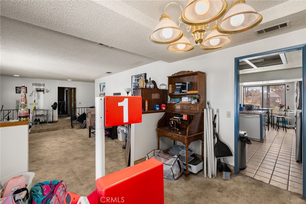 16039 Muscatel Street Property Photo 12