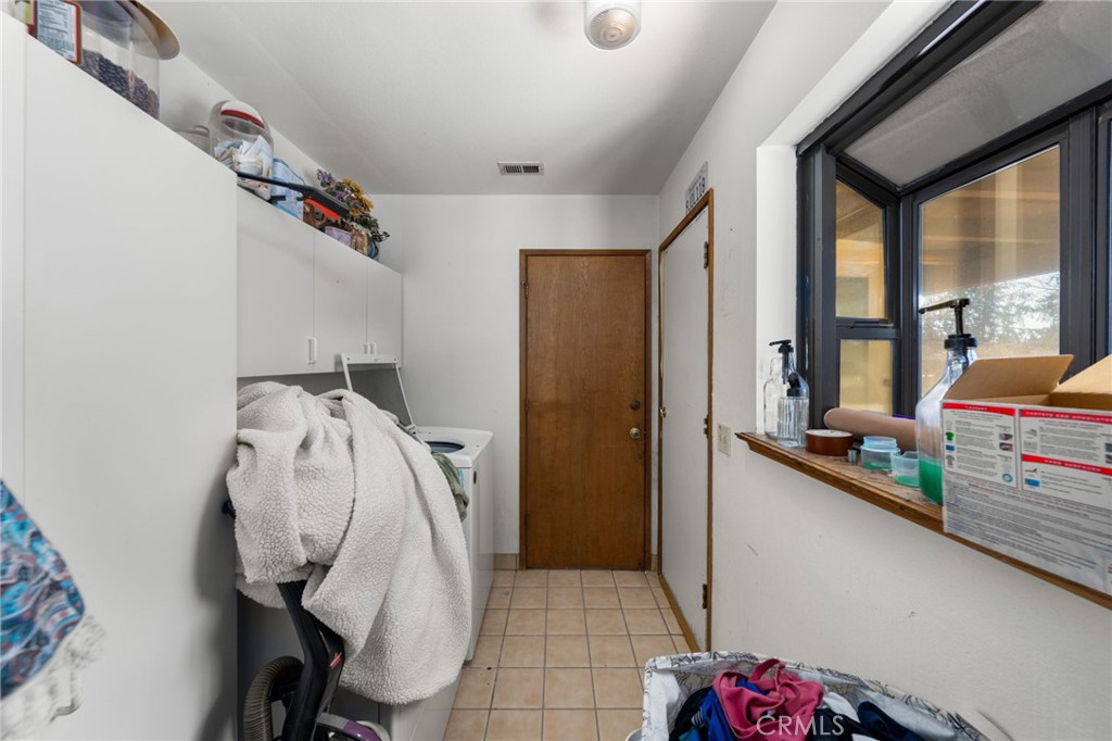 16039 Muscatel Street Property Photo 18
