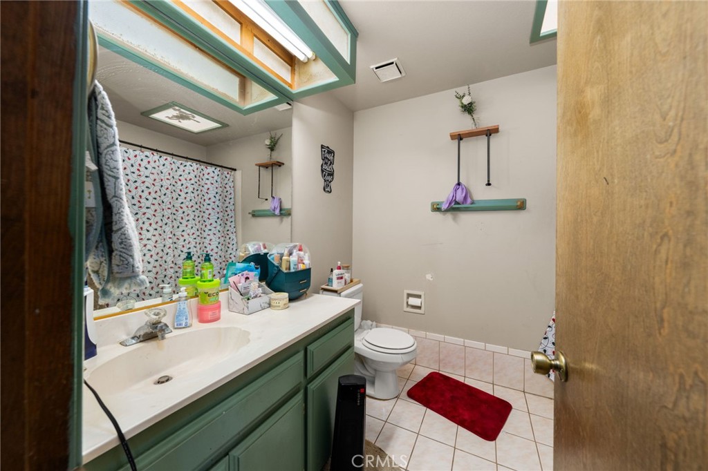 16039 Muscatel Street Property Photo 23