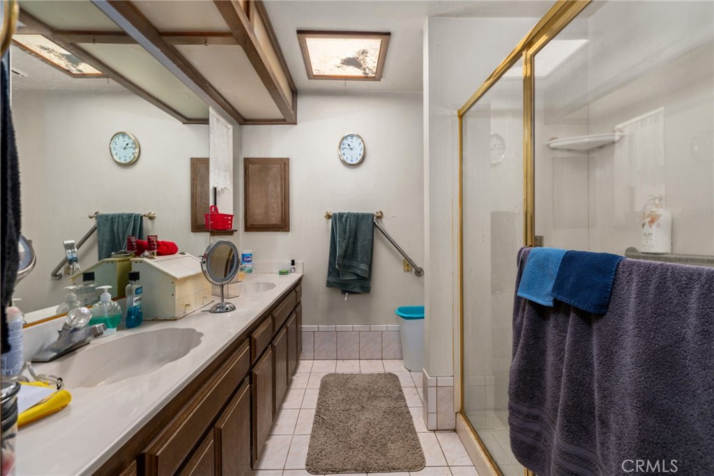 16039 Muscatel Street Property Photo 27