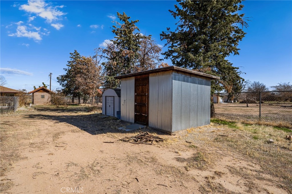 16039 Muscatel Street Property Photo 40
