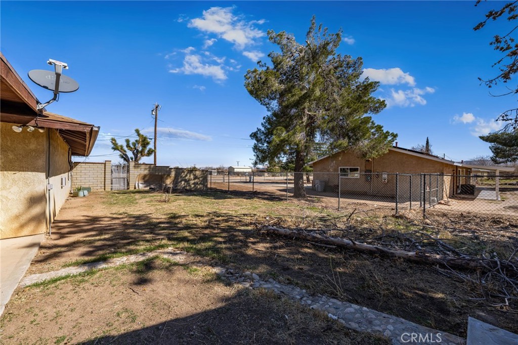 16039 Muscatel Street Property Photo 43