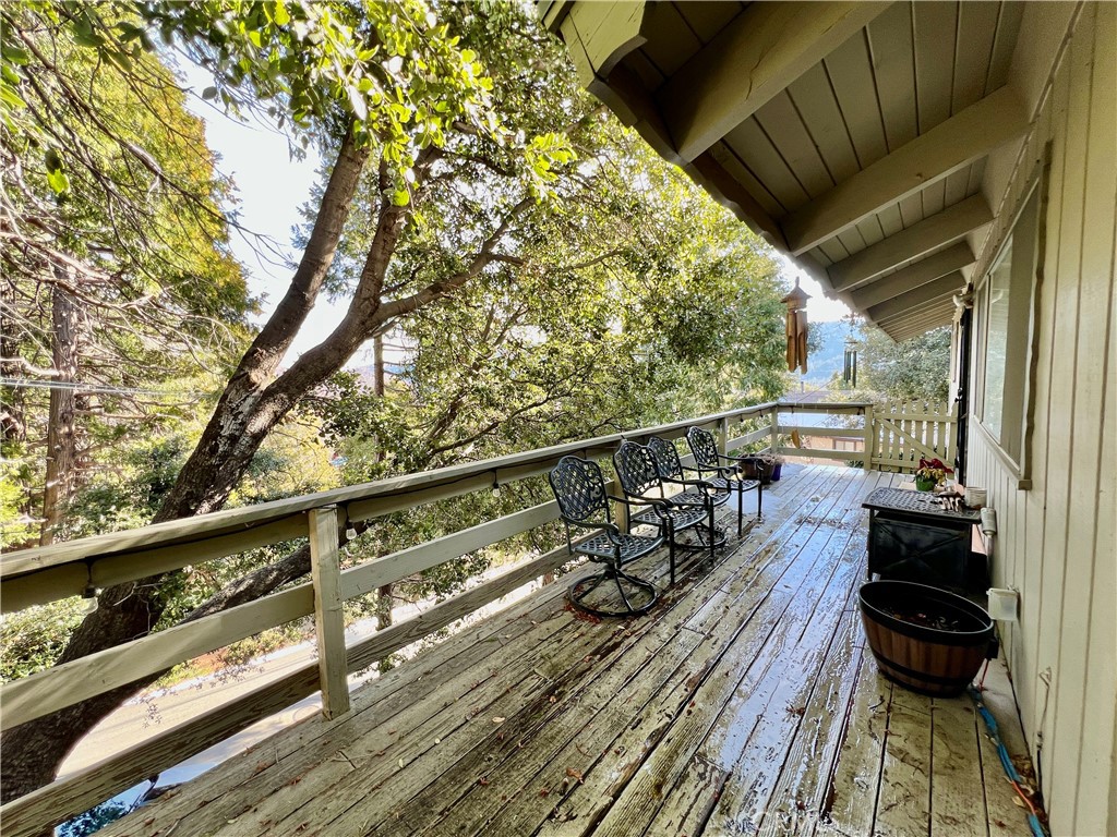 370 Weisshorn Drive Property Photo 18