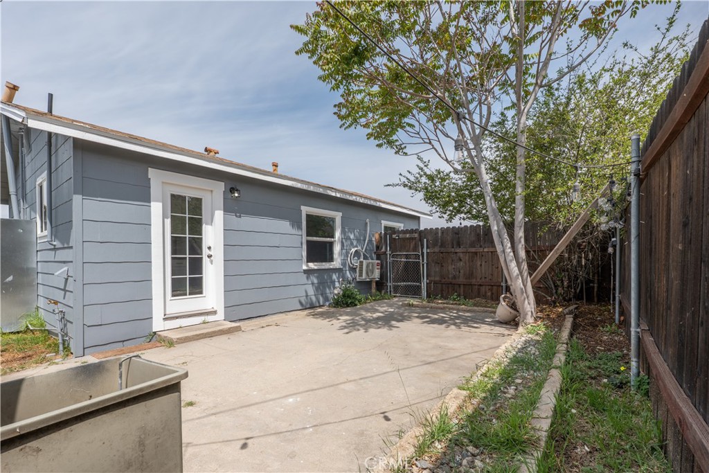34945 Avenue B Property Photo 5