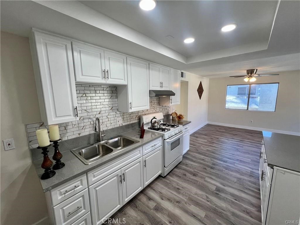 16970 Marygold 42 Property Photo 6
