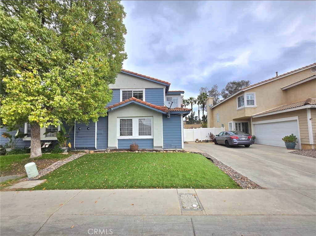 19109 Pemberton Place Property Photo