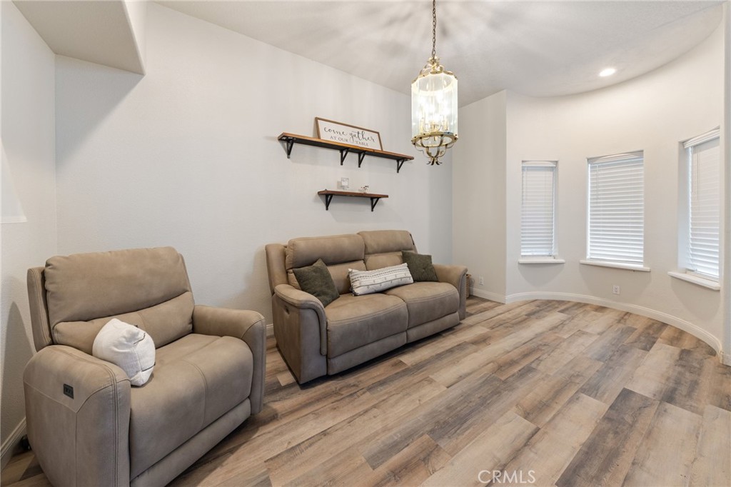3524 Ridge Line Drive Property Photo 8