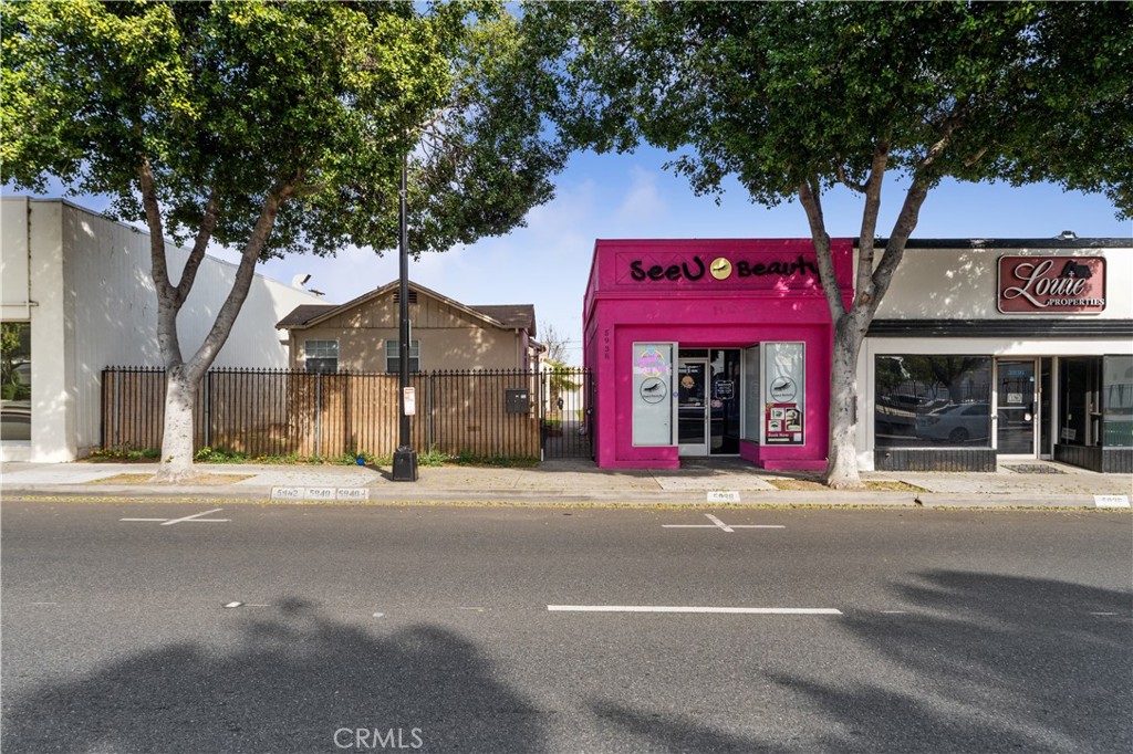 5940 Temple City Boulevard Property Photo 2