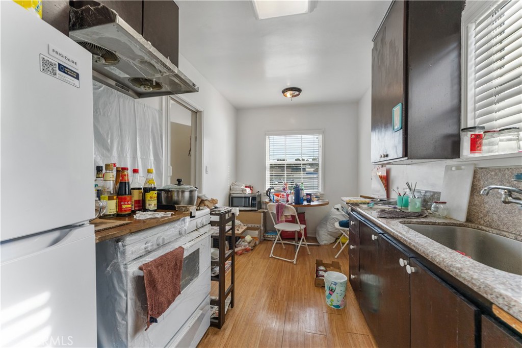 5940 Temple City Boulevard Property Photo 8