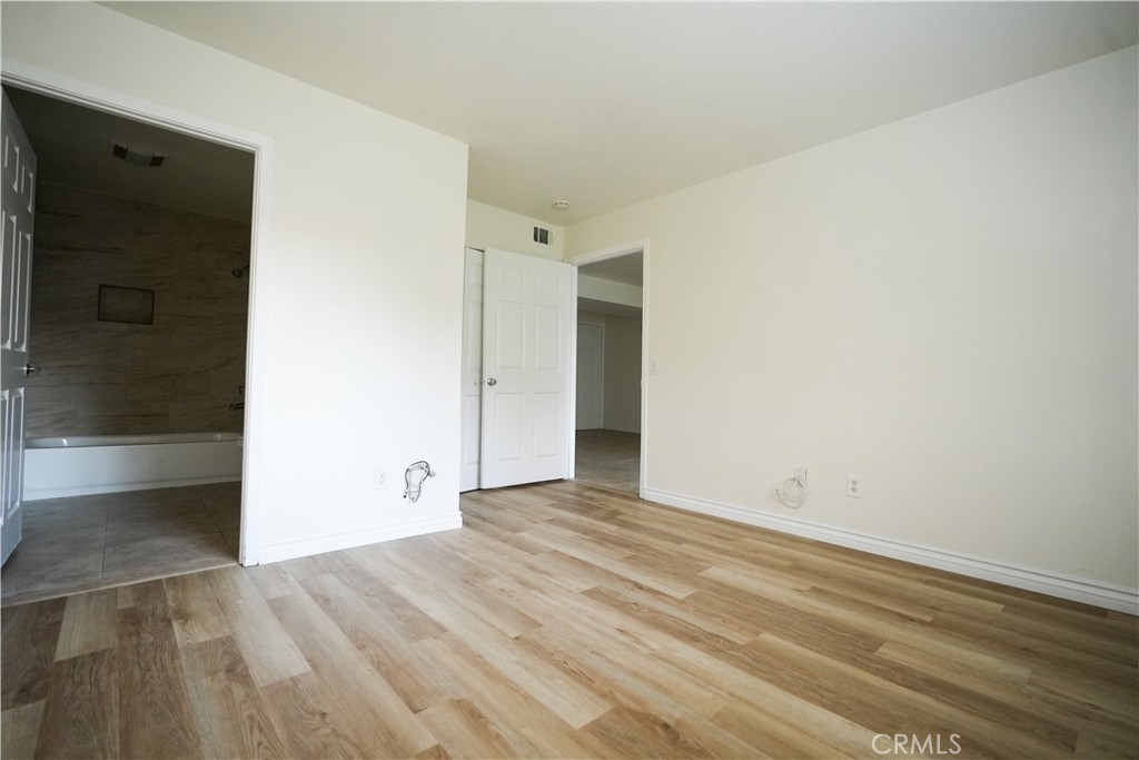 1265 Kendall Drive 811 Property Photo 3