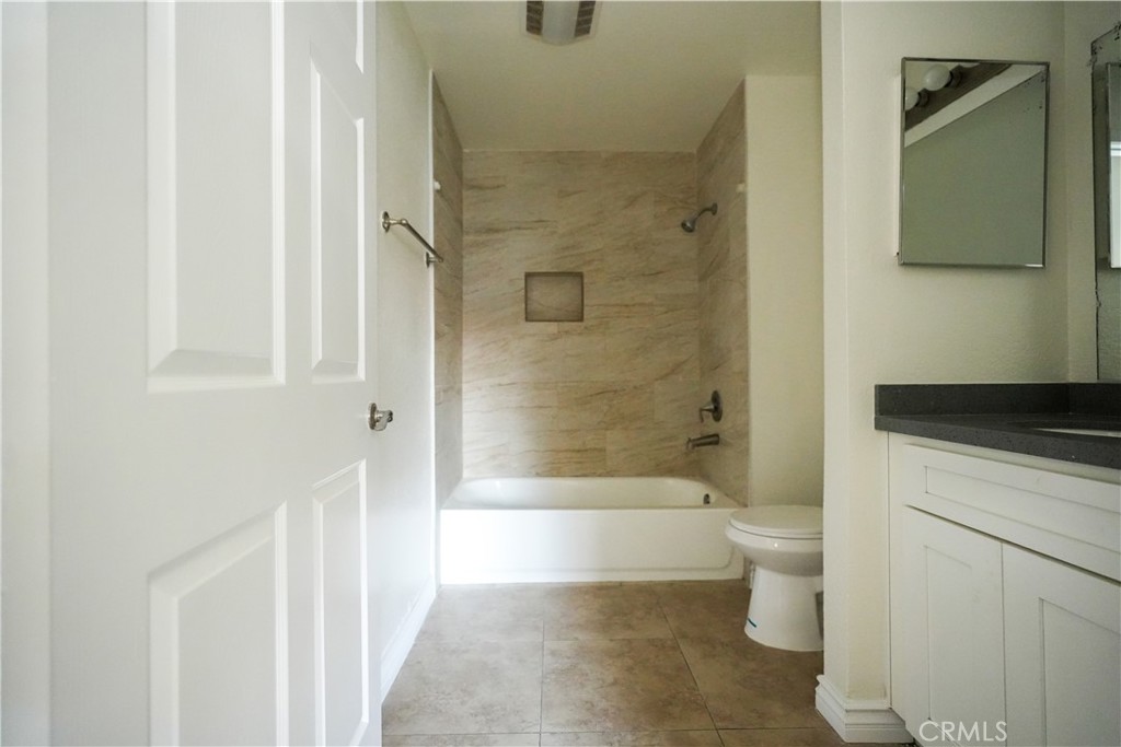 1265 Kendall Drive 811 Property Photo 4