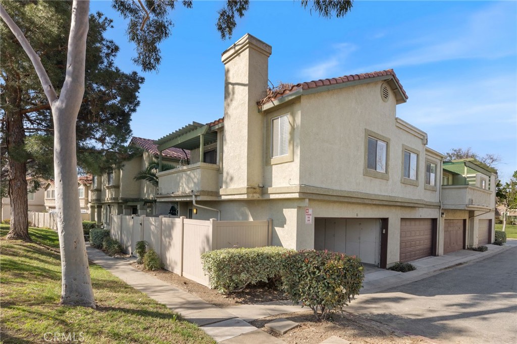 8439 Sunset Trail Place H Property Photo 1