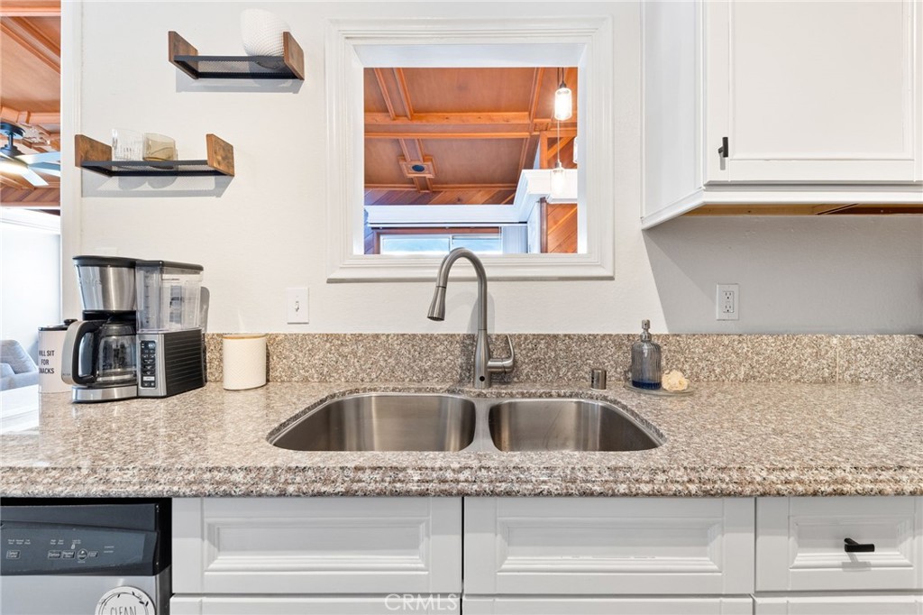 8439 Sunset Trail Place H Property Photo 12