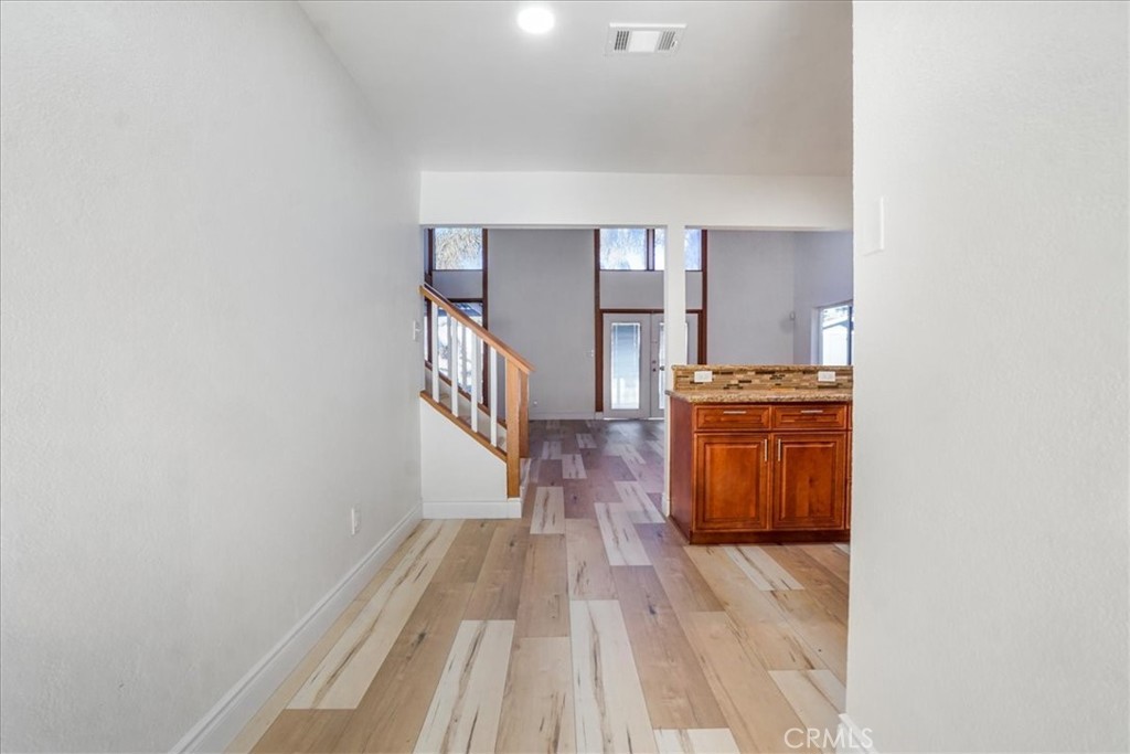 11203 Arlington Avenue Property Photo 16
