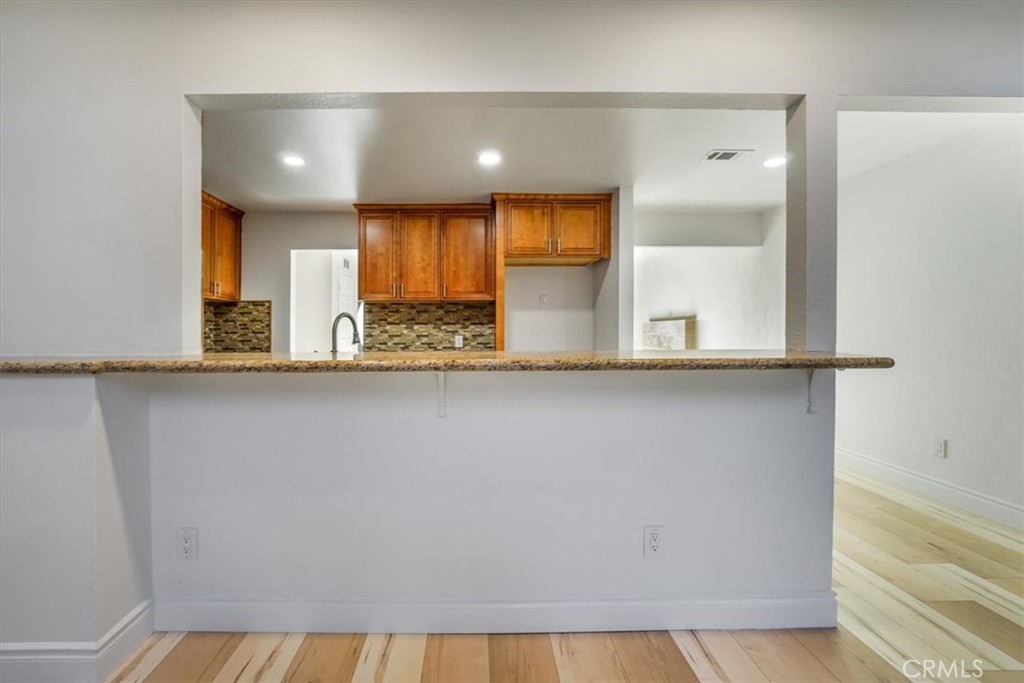 11203 Arlington Avenue Property Photo 17