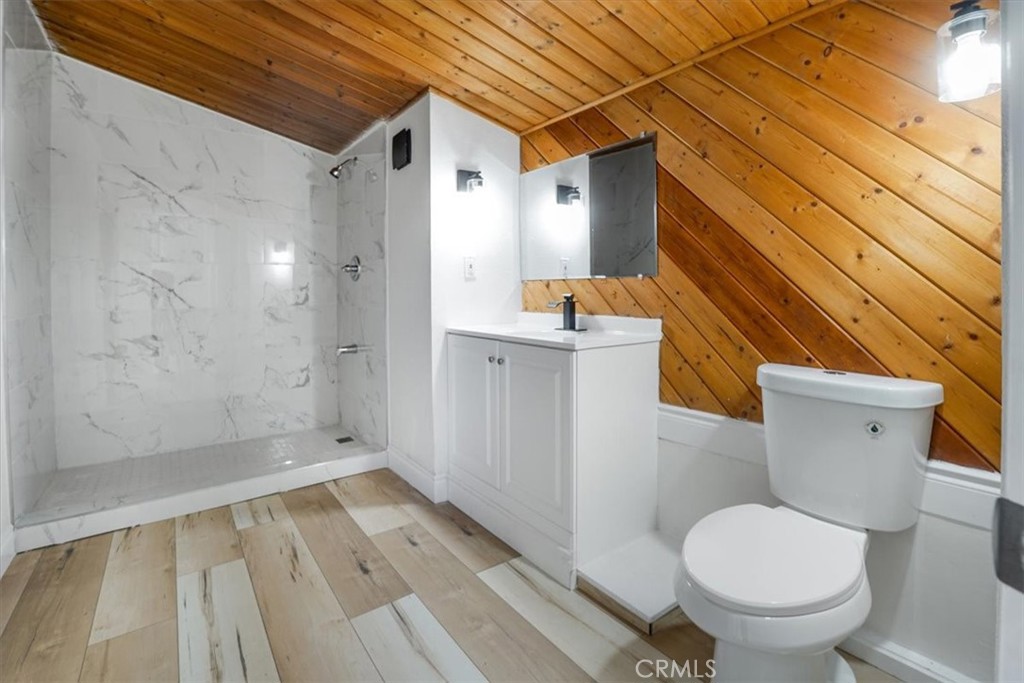 11203 Arlington Avenue Property Photo 44