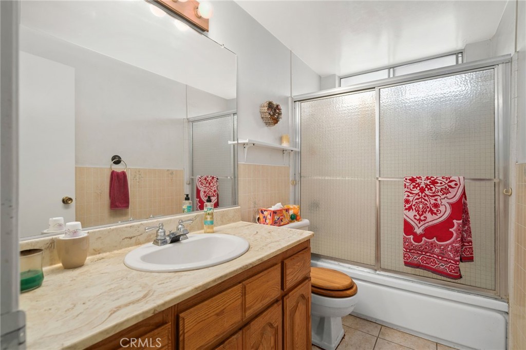 5635 Stanton Avenue Property Photo 27