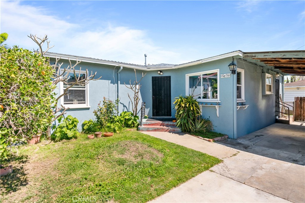 10606 Pescadero Ave Property Photo