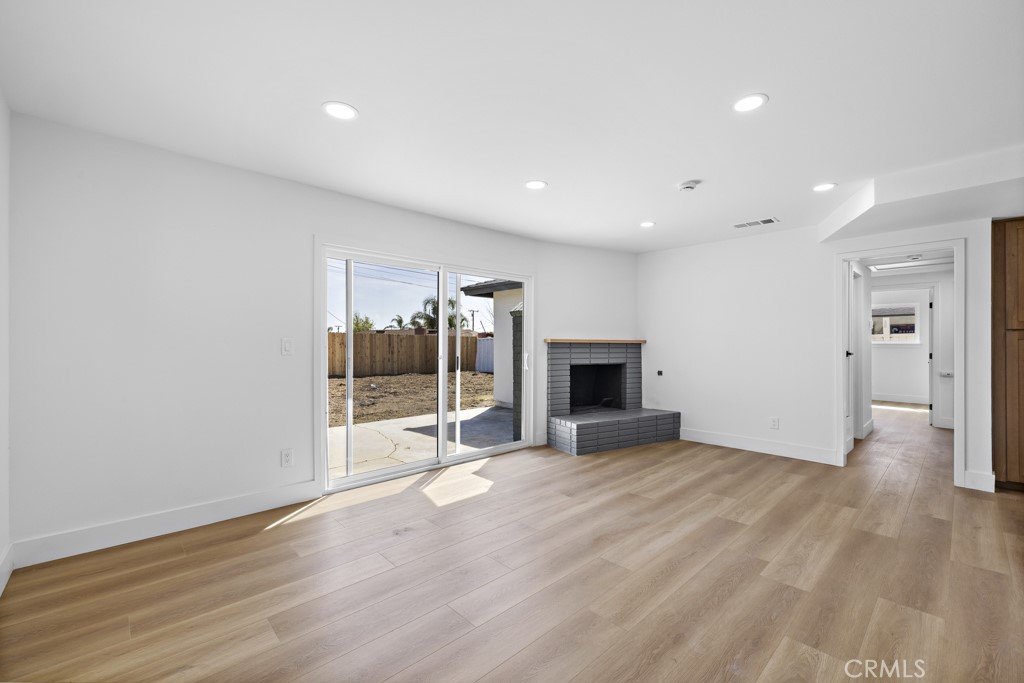895 N Meridian Avenue Property Photo 10