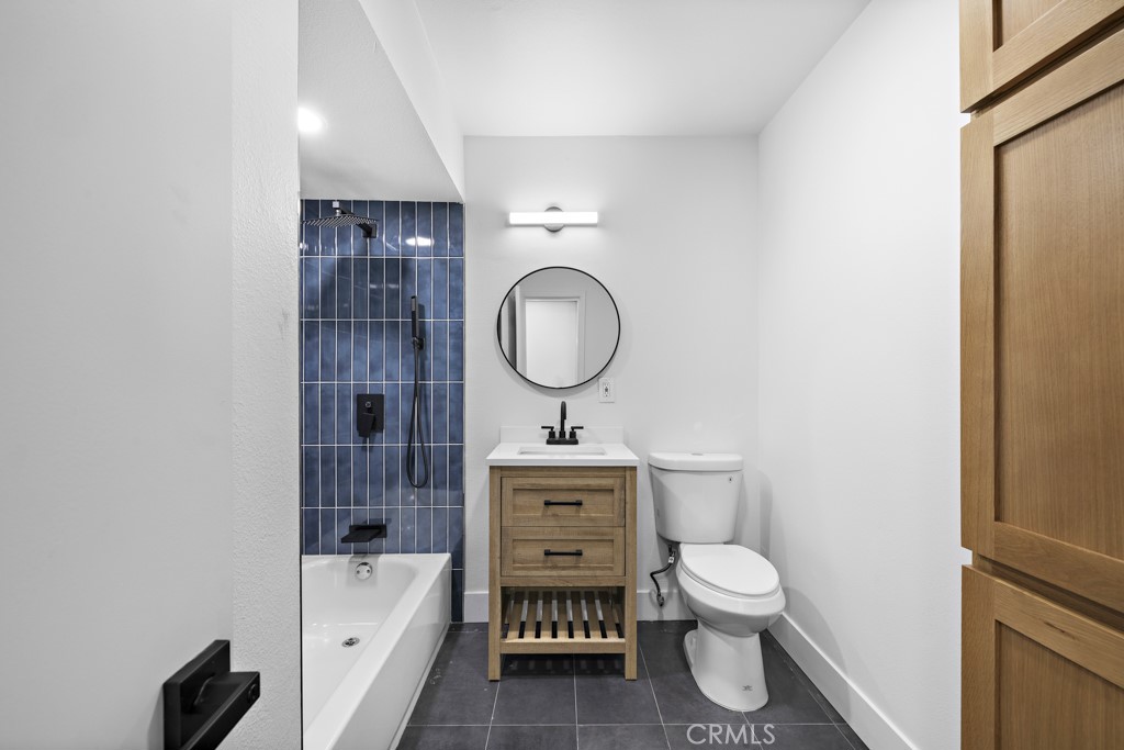 895 N Meridian Avenue Property Photo 14
