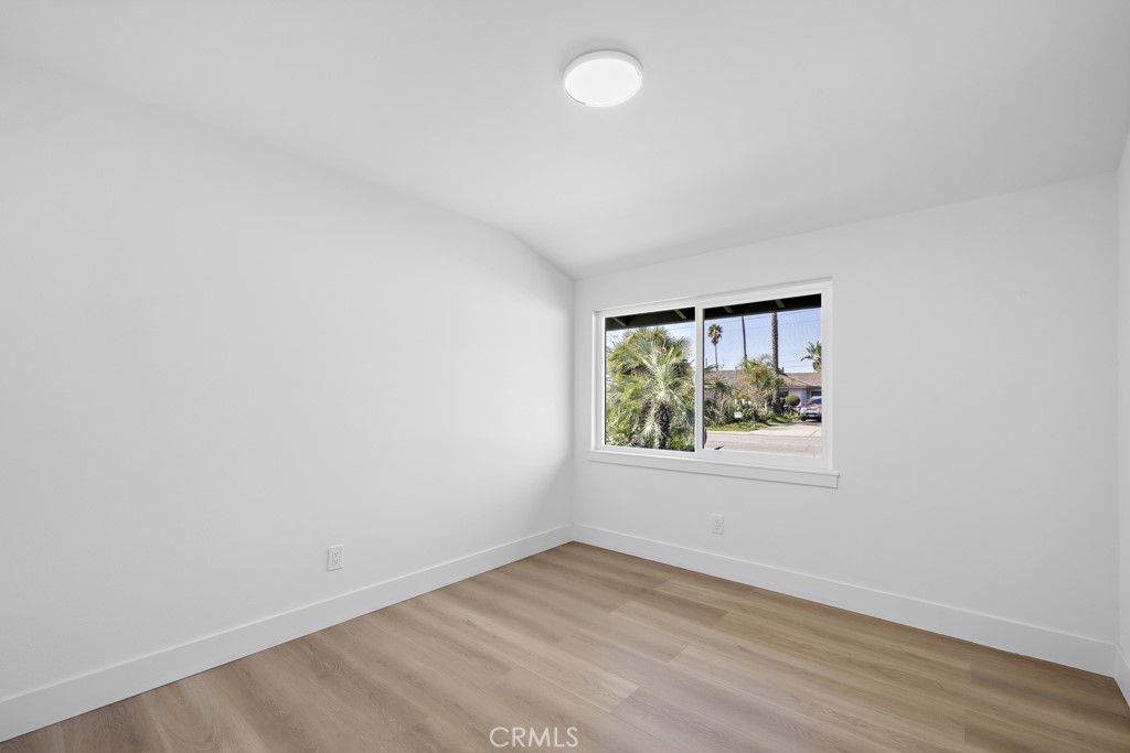895 N Meridian Avenue Property Photo 17