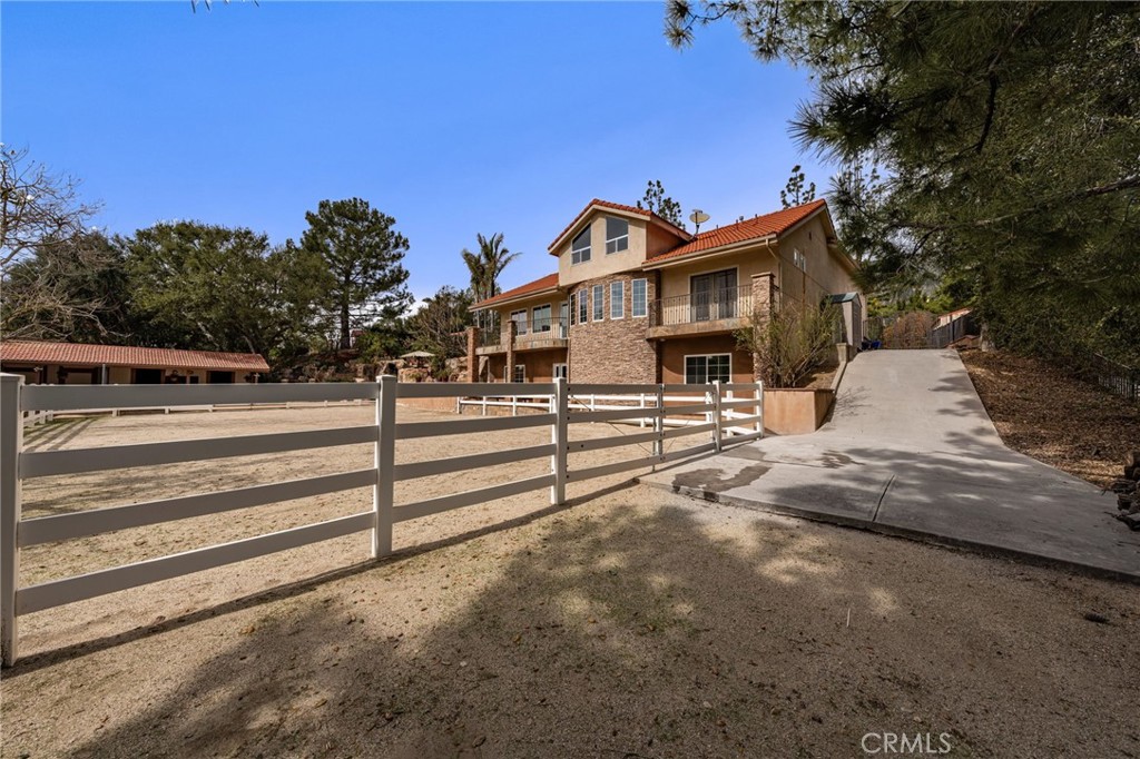 9827 Flying Mane Lane Property Photo 74