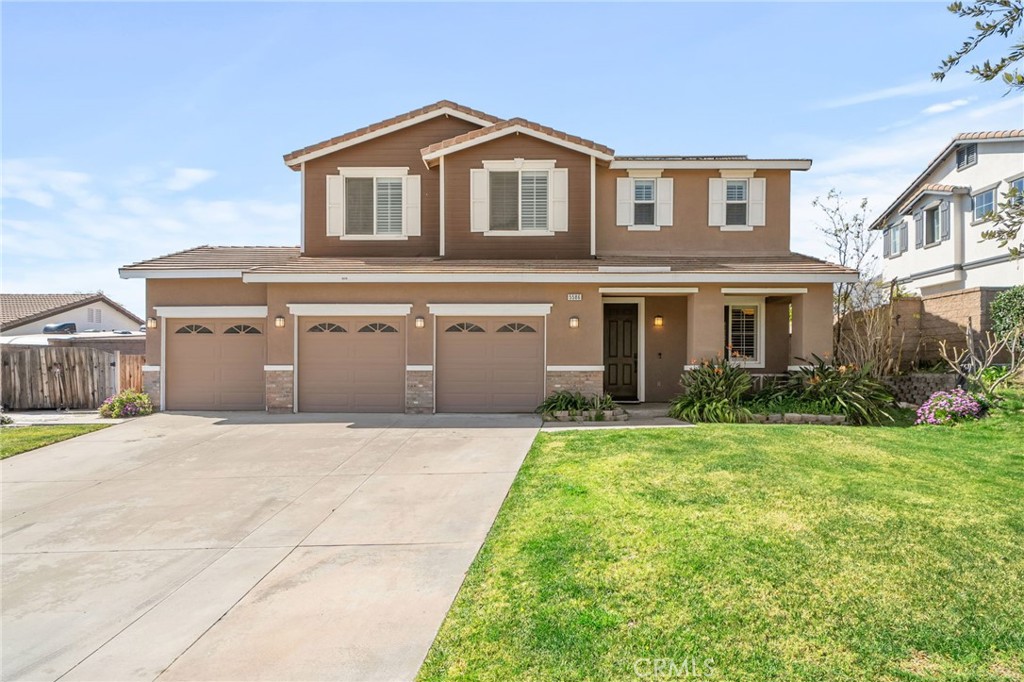 5586 Pine Leaf Avenue Property Photo