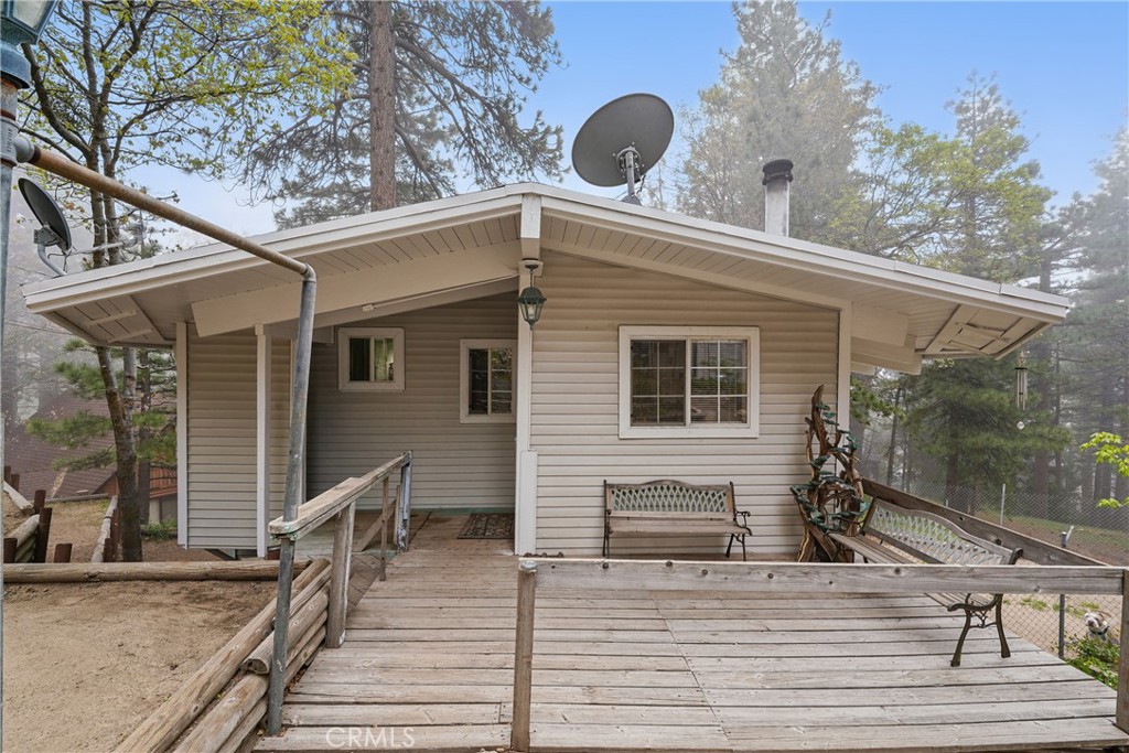 30919 Valley Oak Drive Property Photo 1