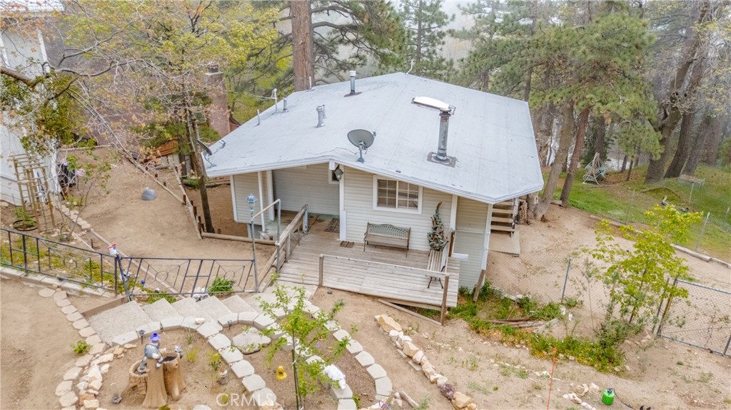 30919 Valley Oak Drive Property Photo 2